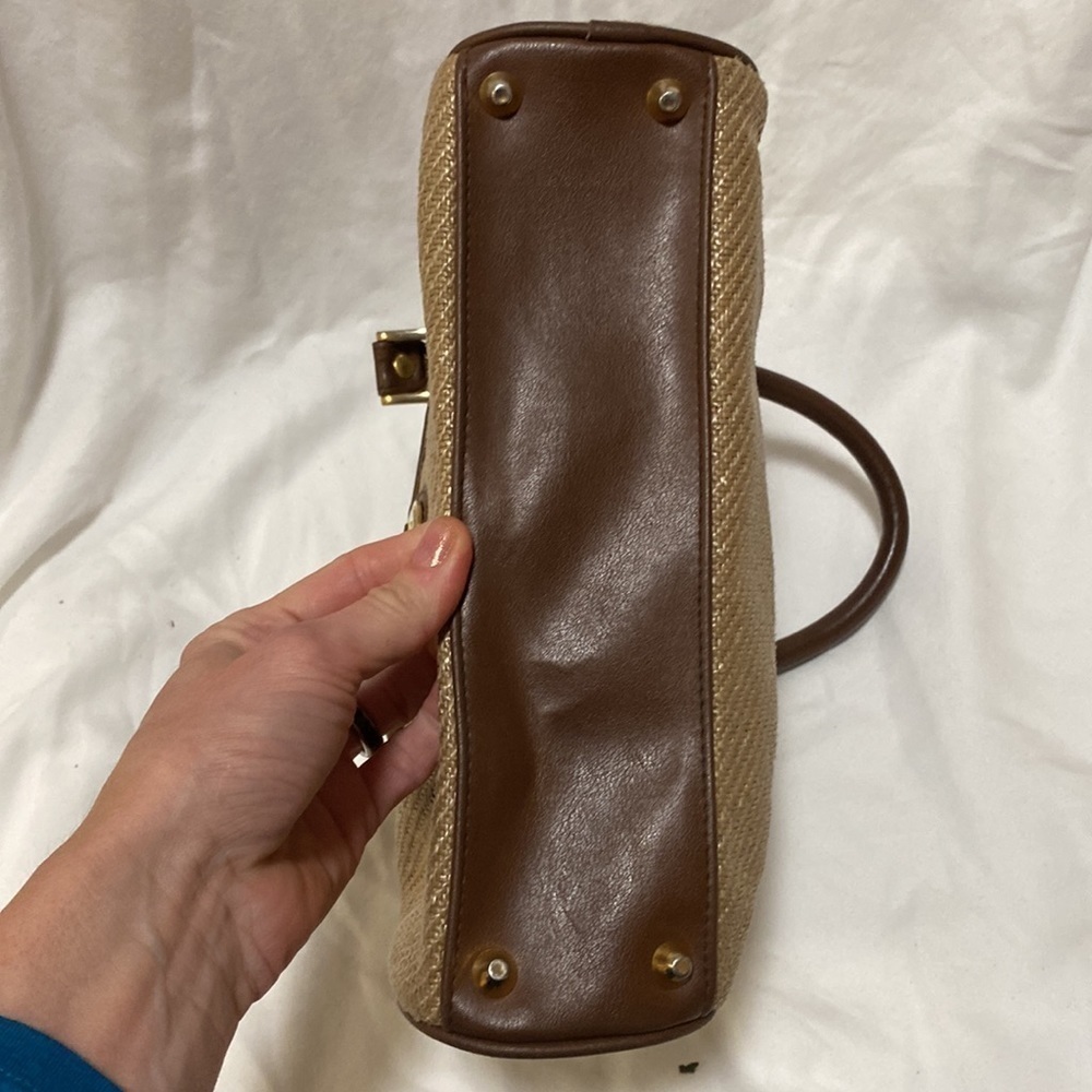 Etienne Aigner, Heritage, Vintage Straw purse. **Rare 1960s. Designer Bag - Picture 3 of 16